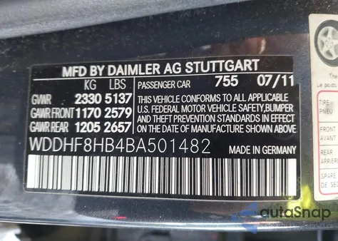 2011 Mercedes-Benz E 350 4Matic z USA, uszkodzony, nr VIN WDDHF8HB4BA501482